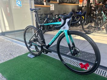 Used Bianchi Specialissima Comp Ultrega 2025 Road & Gravel — image 7 of 8