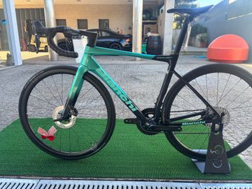 Gebrauchtes Bianchi Specialissima Comp Ultrega 2025 Road & Gravel, Grün — Bild 2 von 8