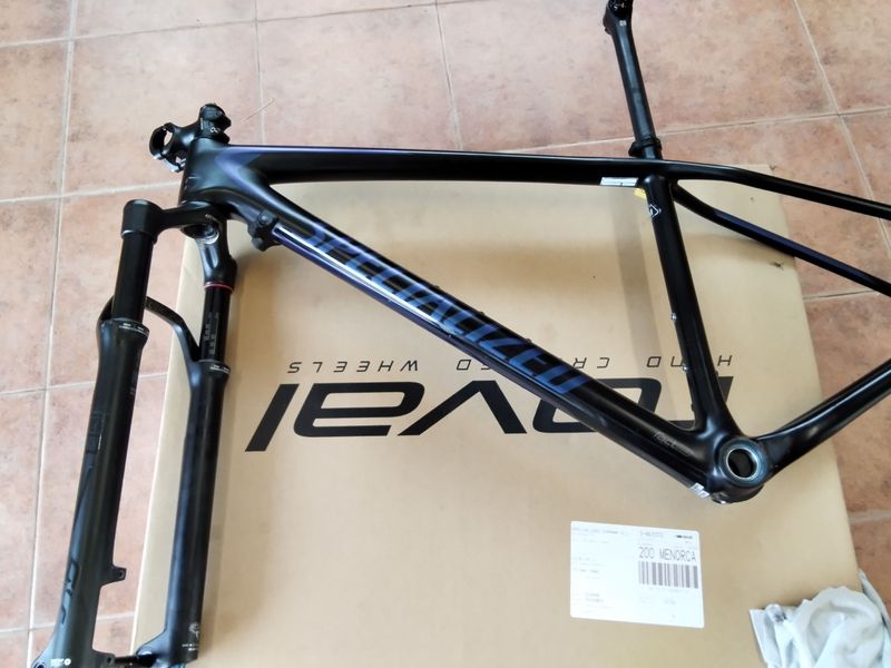 Used Specialized Epic HT Pro Frameset 2018 Mountainbike, Black — image 1 of 6