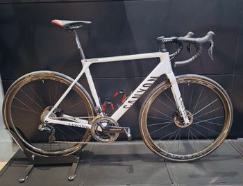 Canyon, Ultimate Shimano Dura Ace Di2