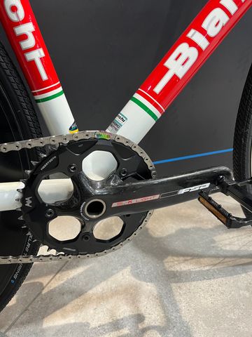 Bianchi Pista 2024 Road & Gravel de segunda mano, Blanco — imagen 4 de 9