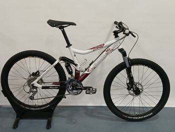 Scott, Contessa FX 25 Suspensão TOTAL