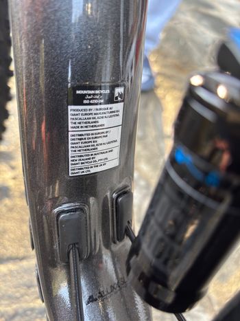 Used Giant Trance X 2 2022 2022 Mountainbike, Black, 27.5 — image 17 of 24