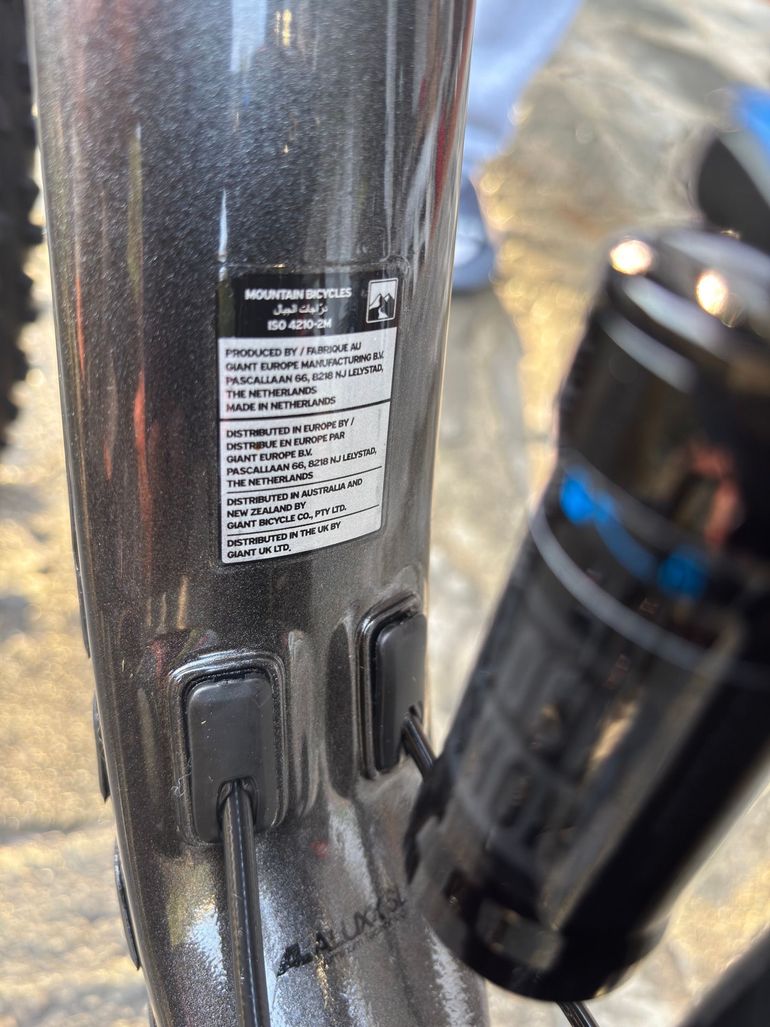 Used Giant Trance X 2 2022 2022 Mountainbike, Black, 27.5 — image 17 of 24