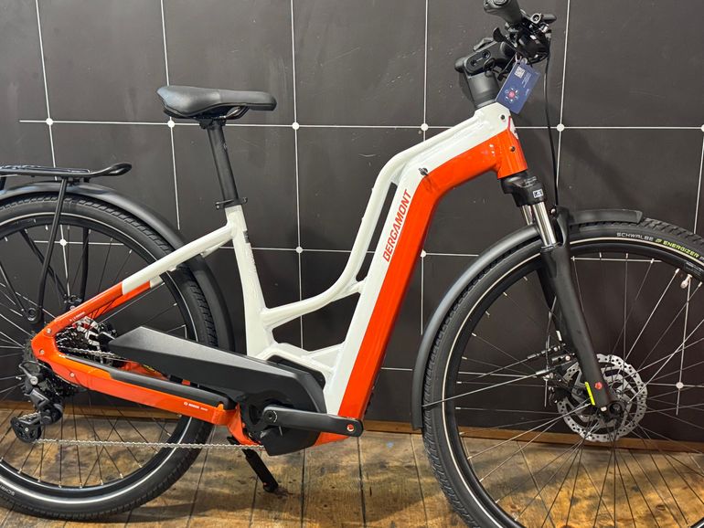 Used Bergamont BERGAMONT E-HORIZON EDITION LT AMSTERDAM 2025 Road & Gravel, Red — image 1 of 4