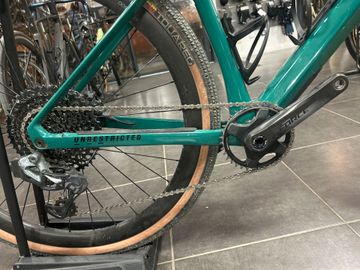 Gebrauchtes BMC Urs SRAM Force eTap AXS 2023 Road & Gravel, Grün — Bild 3 von 4