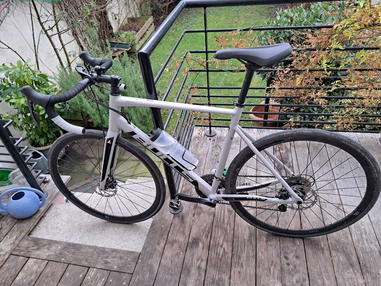 BULLS Harrier 1 Disc 2023 2023 Road & Gravel usato, Grigio chiaro — immagine 1 di 6