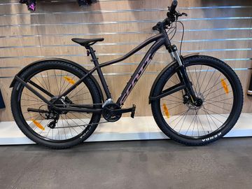 Scott Contessa Active 50 EQ 2023 2023 Mountainbike usato, Viola — immagine 1 di 4