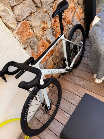 Brugt Canyon Endurace CFR AXS 2024 2024 Road & Gravel — billede 2 af 4