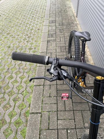Gebrauchtes Specialized Demo Race 2022 2022 Mountainbike, Schwarz, 29, 27.5 — Bild 8 von 15