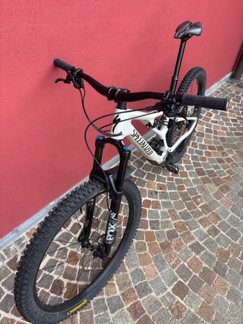 Used Specialized Stumpjumper Shimano SLX 2021 Mountainbike, White — image 4 of 7