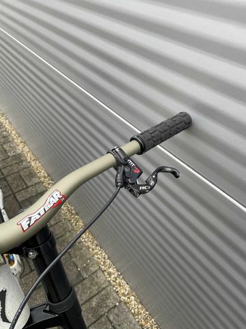 Brugt Specialized Demo Race 2023 2023 Mountainbike — billede 2 af 12