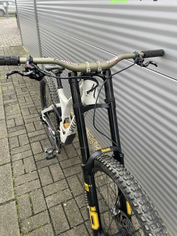 Brugt Specialized Demo Race 2023 2023 Mountainbike — billede 5 af 12
