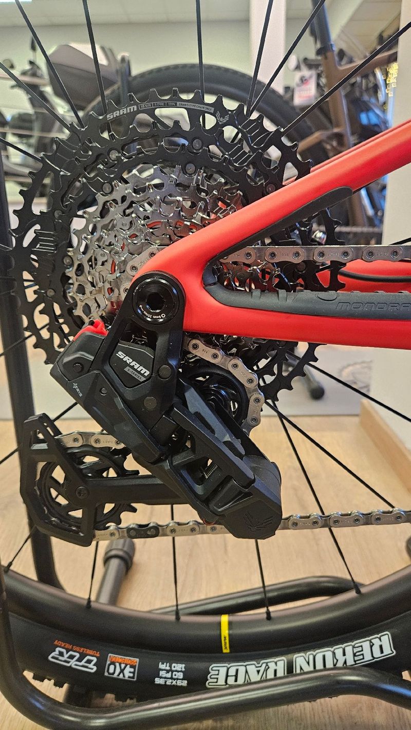 Mondraker F- Podium 2026 Mountainbike d'occasion — image 4 sur 7