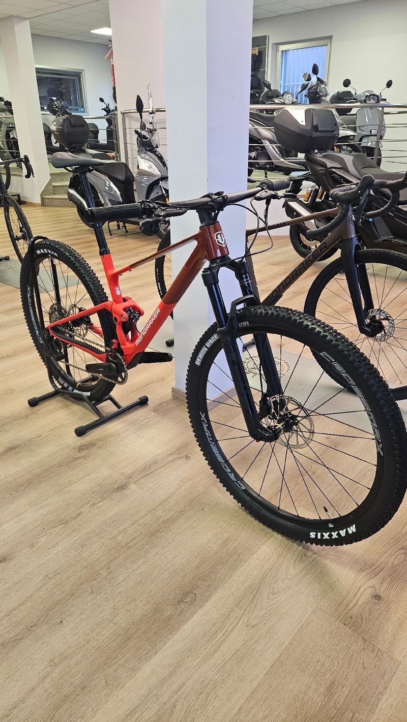 Mondraker F- Podium 2026 Mountainbike d'occasion — image 1 sur 7