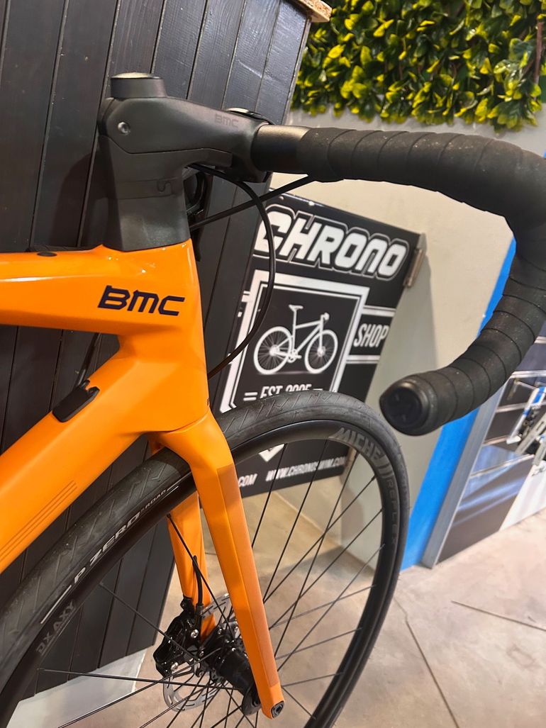 Used BMC Bmc Roadmachine 2023 Road & Gravel, Orange — image 4 of 6