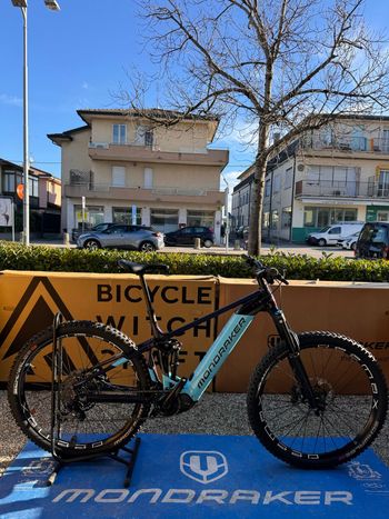 Used Mondraker DUSK R 2024 2024 Mountainbike — image 1 of 4