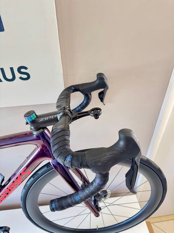 Used Specialized Tarmac Shimano Ultegra Di2 2019 Road & Gravel, Blue — image 10 of 19