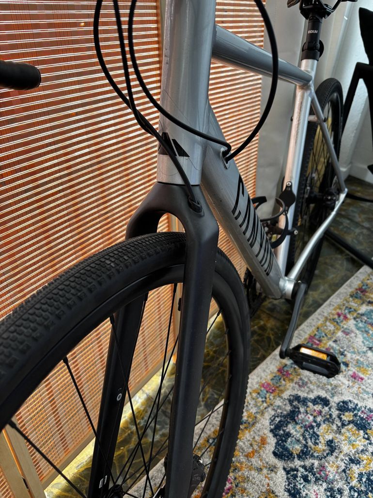 Used Canyon Endurace AllRoad 2026 Road & Gravel, Light Gray — image 4 of 4