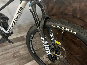 Brugt Mondraker F-Podium Carbon 2023 Mountainbike — billede 2 af 14