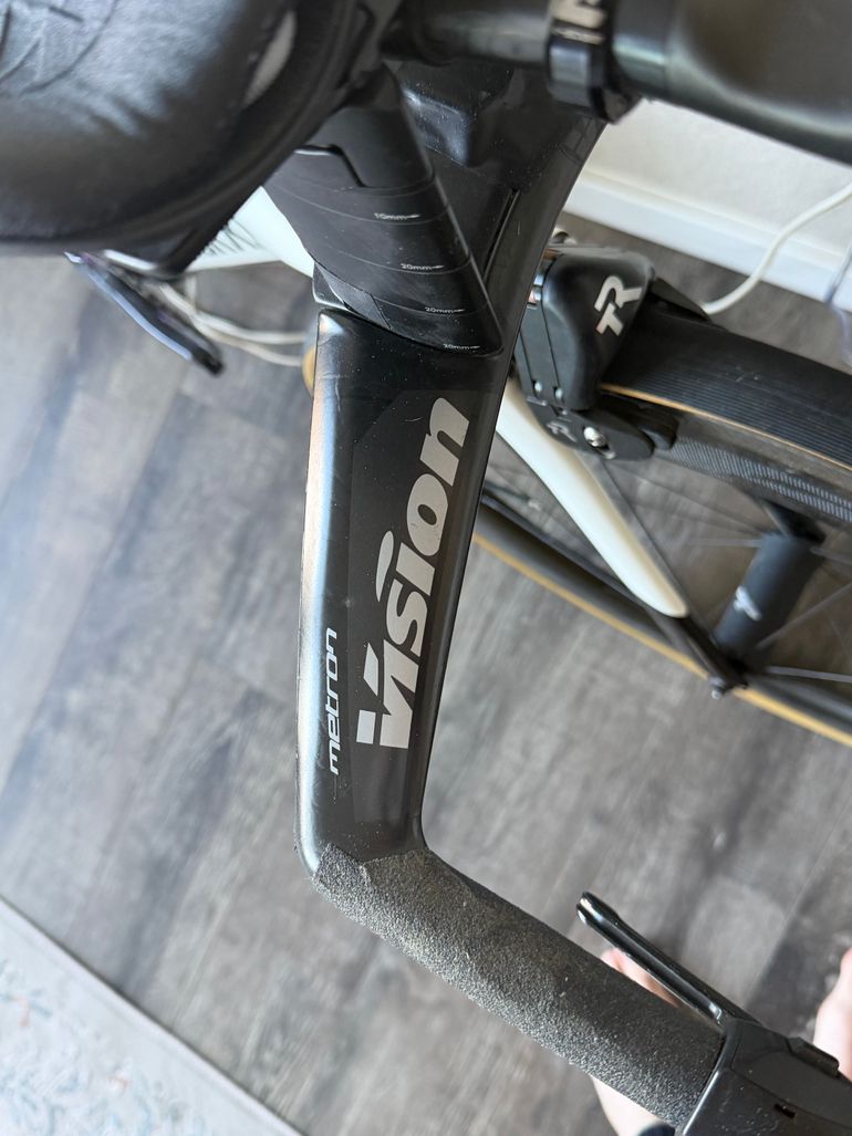 Used Specialized 2016 Shiv Tt 2016 Road & Gravel, White — image 3 of 5