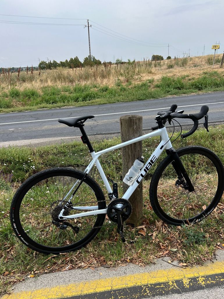 Used CUBE SL ROAD SL Gravel 2022 Road & Gravel, White — image 3 of 3