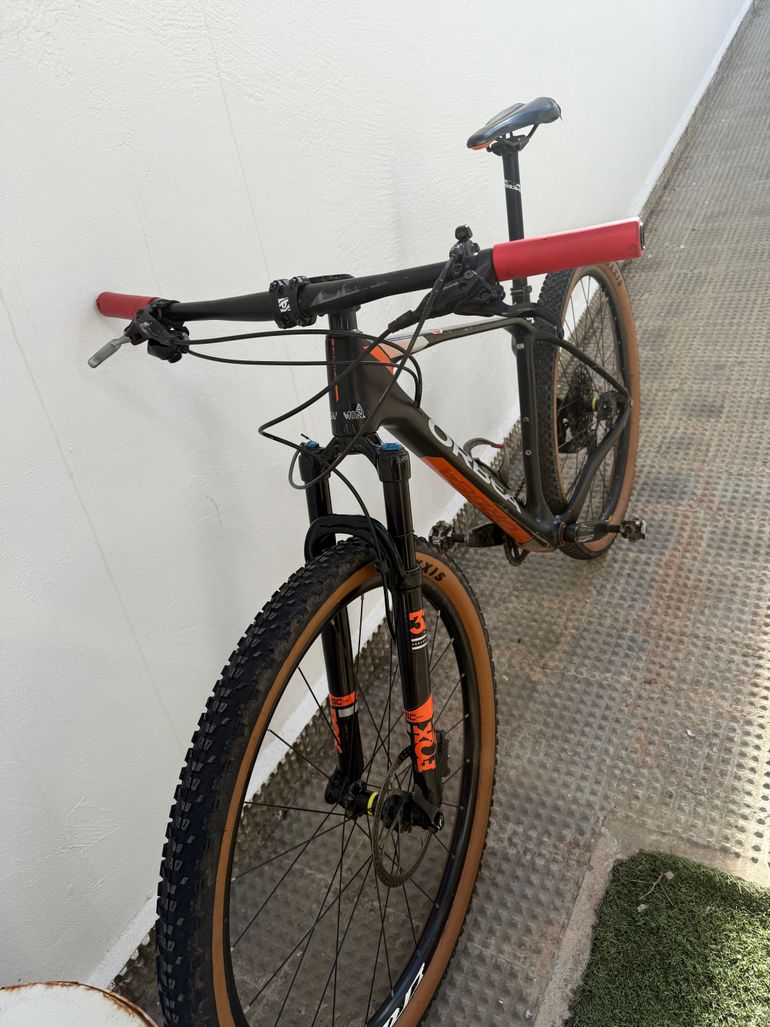 Used Orbea ALMA M25 2018 2018 Mountainbike, Nero — image 2 of 9