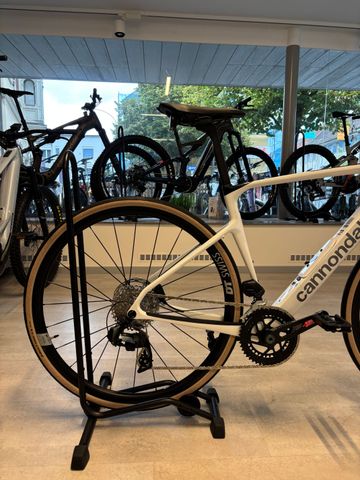 Cannondale Synapse Carbon 3 SmartSense 2026 Road & Gravel usato