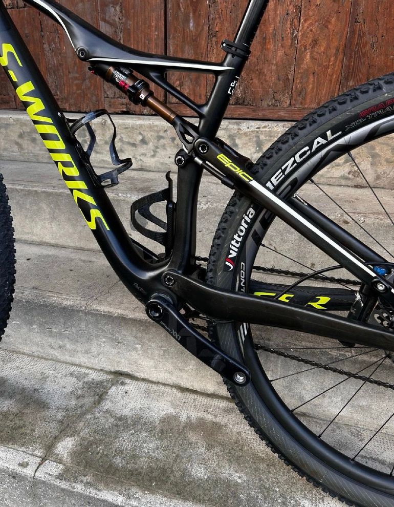 Used Specialized Epic S-Works 2018 Road & Gravel, Black — image 16 of 18