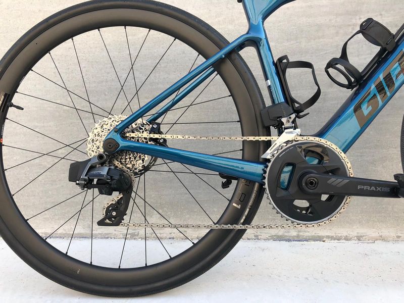 Used Giant Defy Advanced E+ Elite 2 2025 2025 Road & Gravel, Blue — image 2 of 10