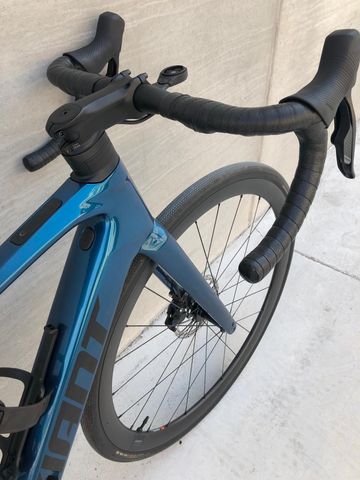 Used Giant Defy Advanced E+ Elite 2 2025 2025 Road & Gravel, Blue — image 4 of 10