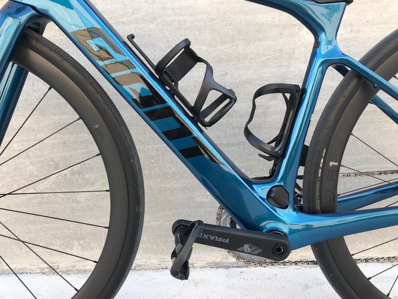 Used Giant Defy Advanced E+ Elite 2 2025 2025 Road & Gravel, Blue — image 9 of 10