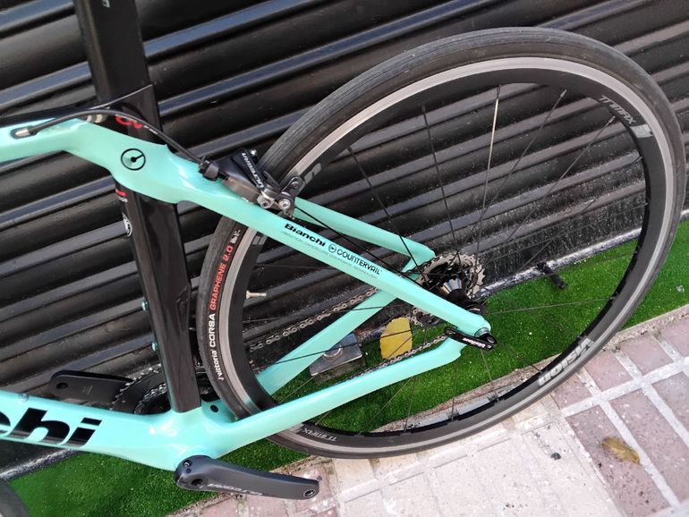 Used Bianchi Oltre XR3 Ultegra Di2 2018 2018 Road & Gravel, Green — image 23 of 35