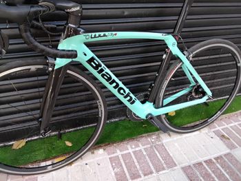 Used Bianchi Oltre XR3 Ultegra Di2 2018 2018 Road & Gravel, Green — image 19 of 35