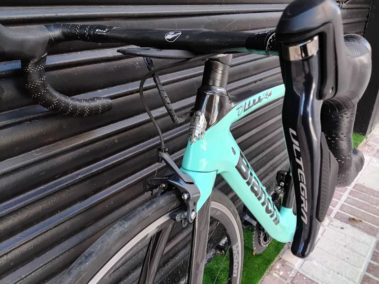 Used Bianchi Oltre XR3 Ultegra Di2 2018 2018 Road & Gravel, Green — image 35 of 35