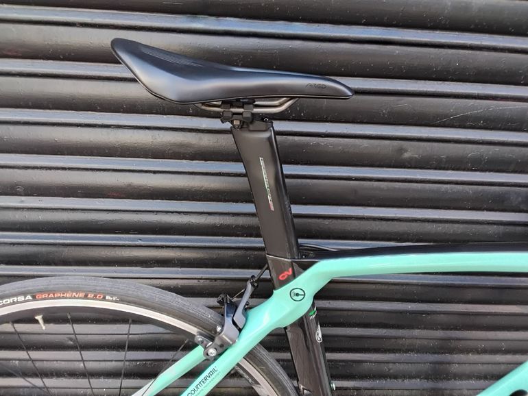 Used Bianchi Oltre XR3 Ultegra Di2 2018 2018 Road & Gravel, Green — image 14 of 35