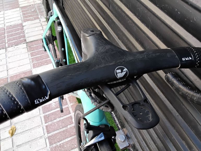 Used Bianchi Oltre XR3 Ultegra Di2 2018 2018 Road & Gravel, Green — image 17 of 35