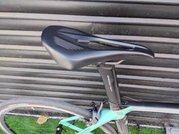 Used Bianchi Oltre XR3 Ultegra Di2 2018 2018 Road & Gravel, Green — image 13 of 35