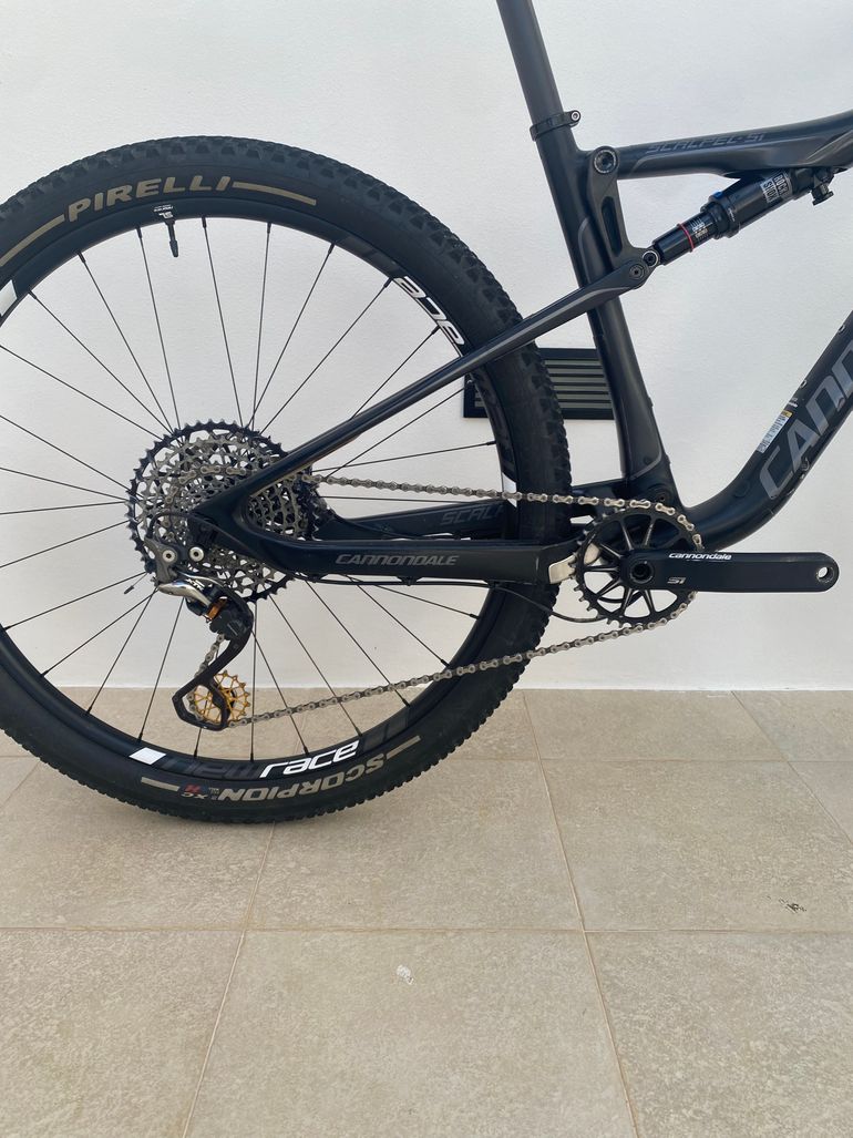 Used Cannondale Scalpel-Si Carbon 3 2018 2018 Mountainbike — image 3 of 17