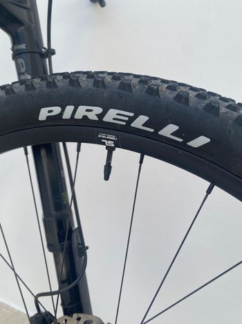 Used Cannondale Scalpel-Si Carbon 3 2018 2018 Mountainbike — image 13 of 17