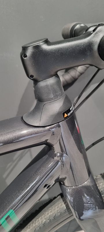 Used Specialized Diverge Comp E5 2025 2025 Road & Gravel, Black — image 5 of 9