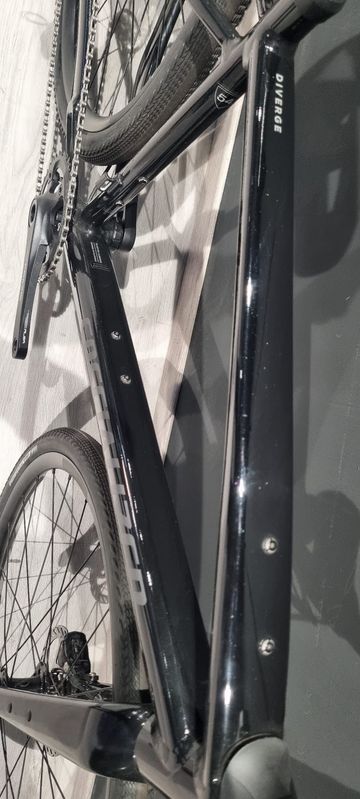 Used Specialized Diverge Comp E5 2022 2022 Road & Gravel, Black — image 8 of 8