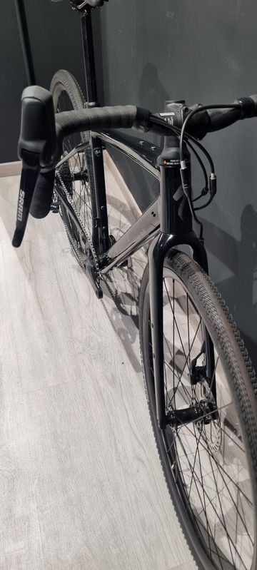 Used Specialized Diverge Comp E5 2022 2022 Road & Gravel, Black — image 7 of 8