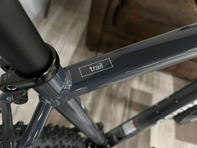 Tweedehands Cannondale Trail 6 2024 2024 Mountainbike — afbeelding 3 van 11