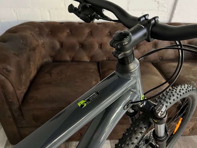 Tweedehands Cannondale Trail 6 2024 2024 Mountainbike — afbeelding 4 van 11