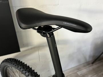 Tweedehands Cannondale Trail 6 2024 2024 Mountainbike — afbeelding 2 van 11