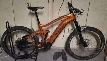 Haibike AllMtn CF 6 2024 2024 MTB usato