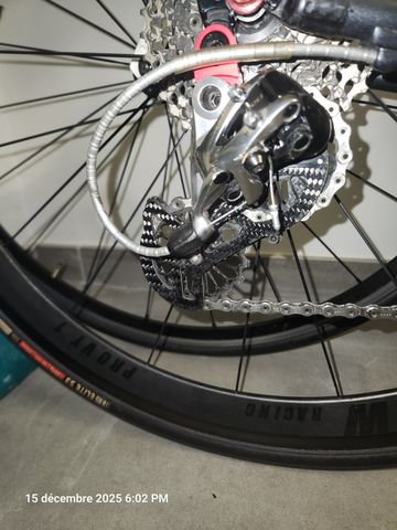 Used Scott Ultimate Ltd 2017 Road & Gravel, Light Gray — image 4 of 12