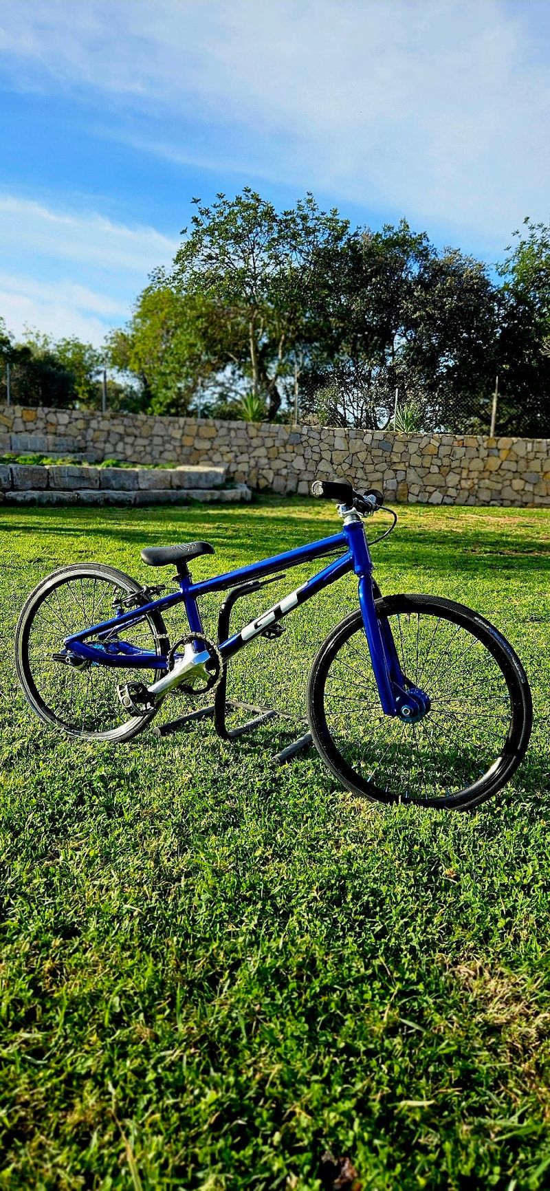 Used GT BMX Micro 2022 Mountainbike, Blue — image 1 of 4