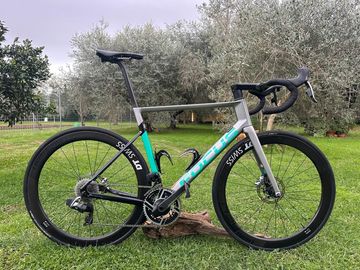 Used Focus Izalco SRAM Red eTap AXS 2021 Road & Gravel